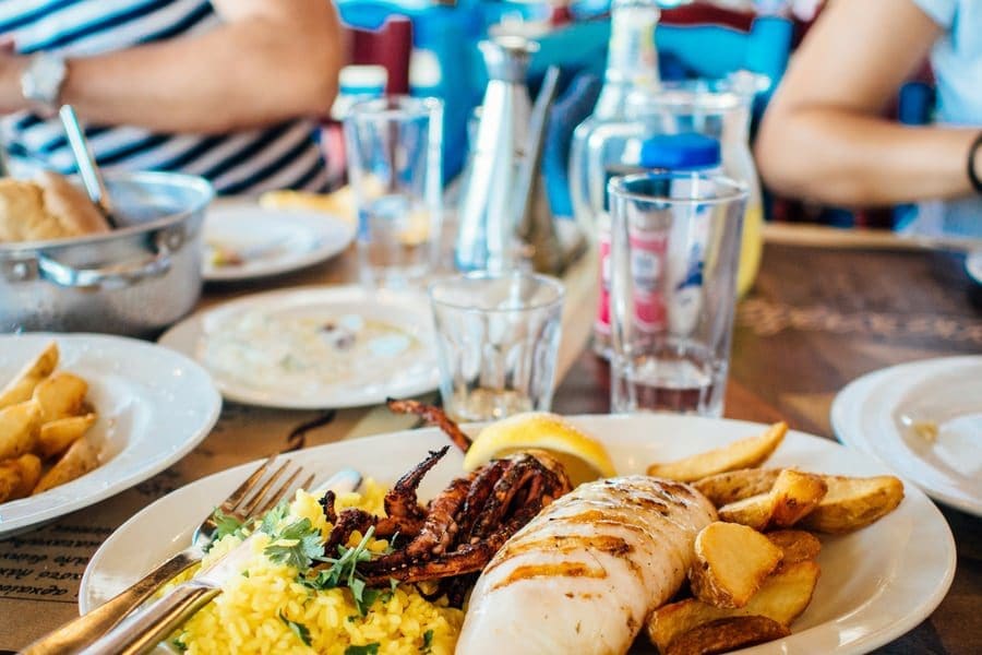 How Mindful Eating Can Improve Your Family’s Diet and Relationships