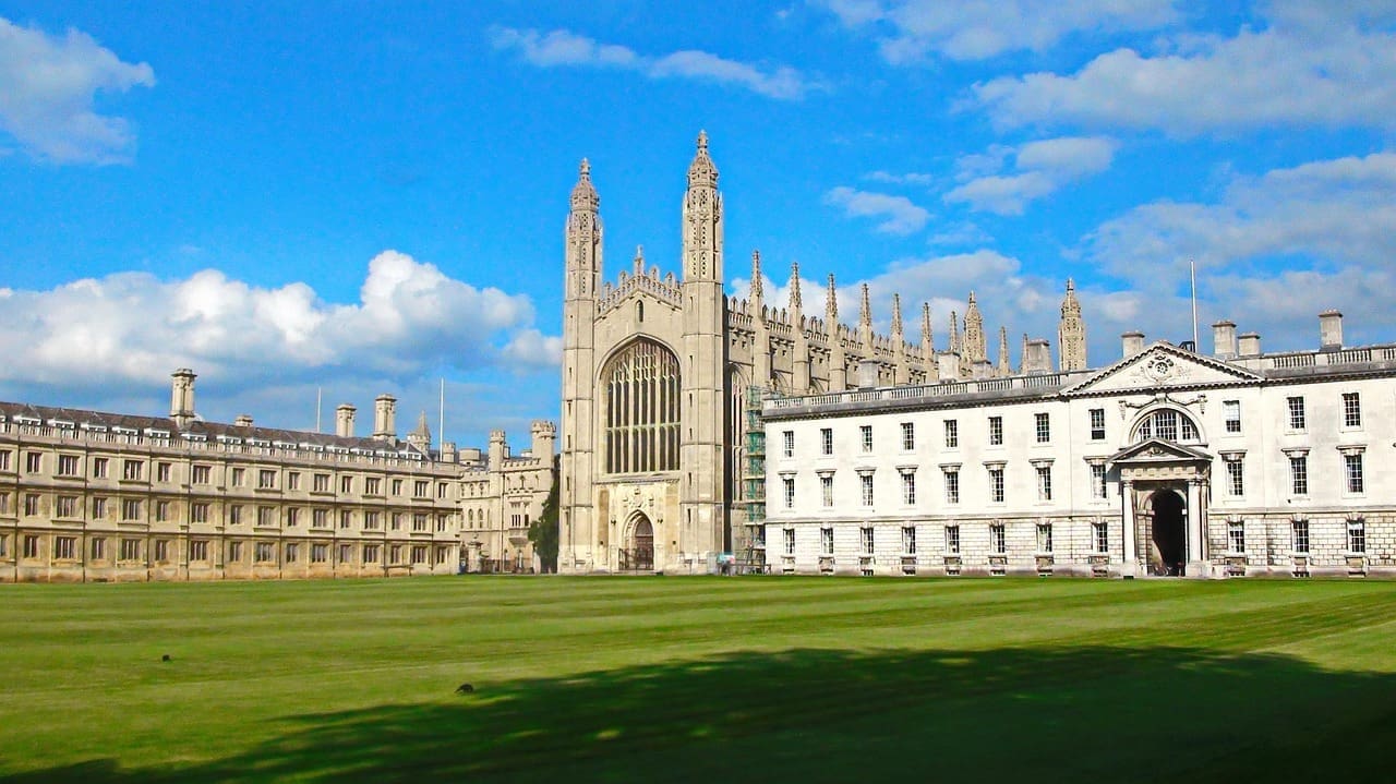 How To Make Sure Your Dream University Accepts You