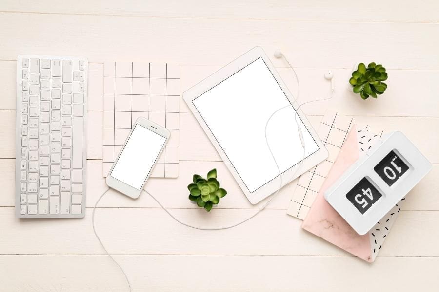 The Best Gadgets You Need To Work From Home: A Guide For Modern Workers
