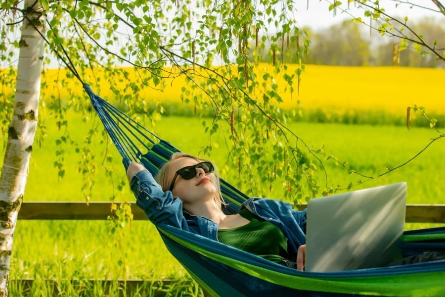 From Chaos to Calm: The Hammock Guide for Overwhelmed Mums